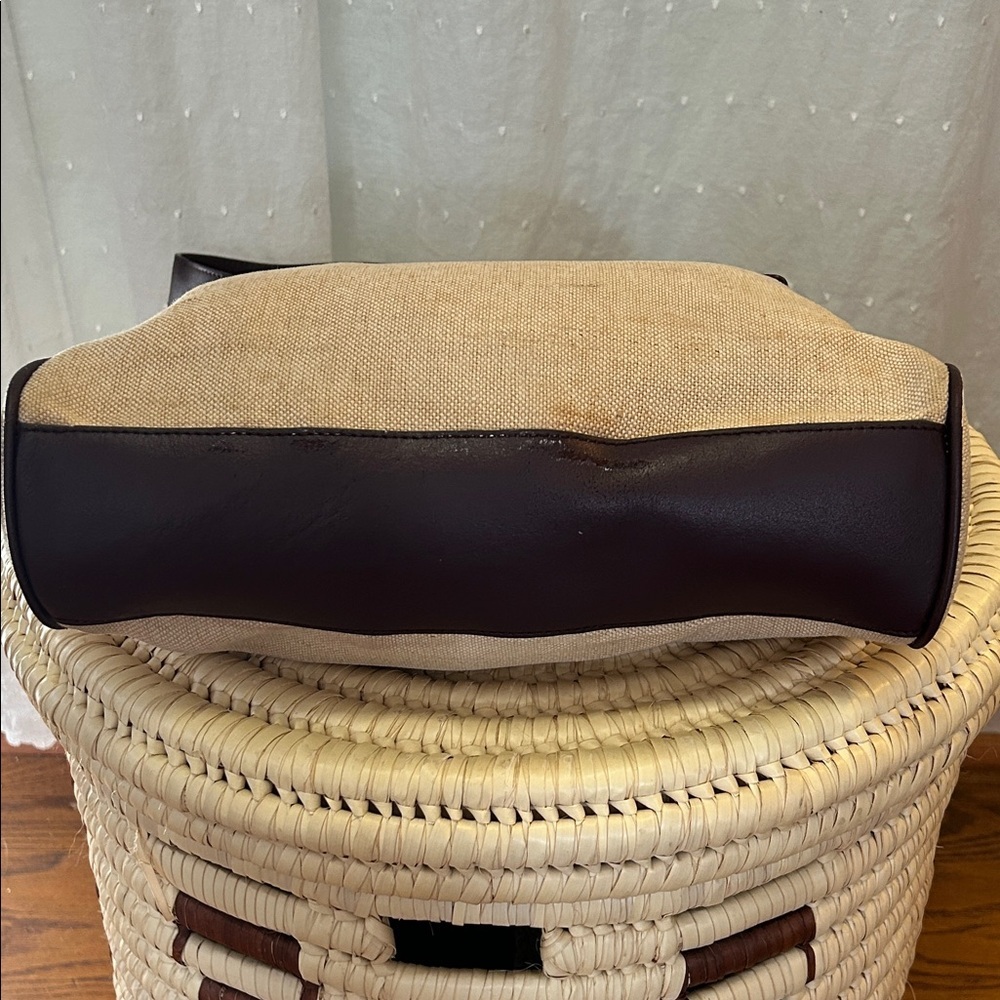 Heritage Etienne Aigner Bag Tan Canvas with Burgundy Leather Trim - Picture 4 of 14